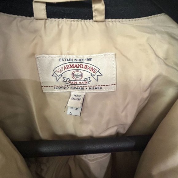 Vintage Armani Jeans 100% Goosedown Coat size M - Picture 2 of 6